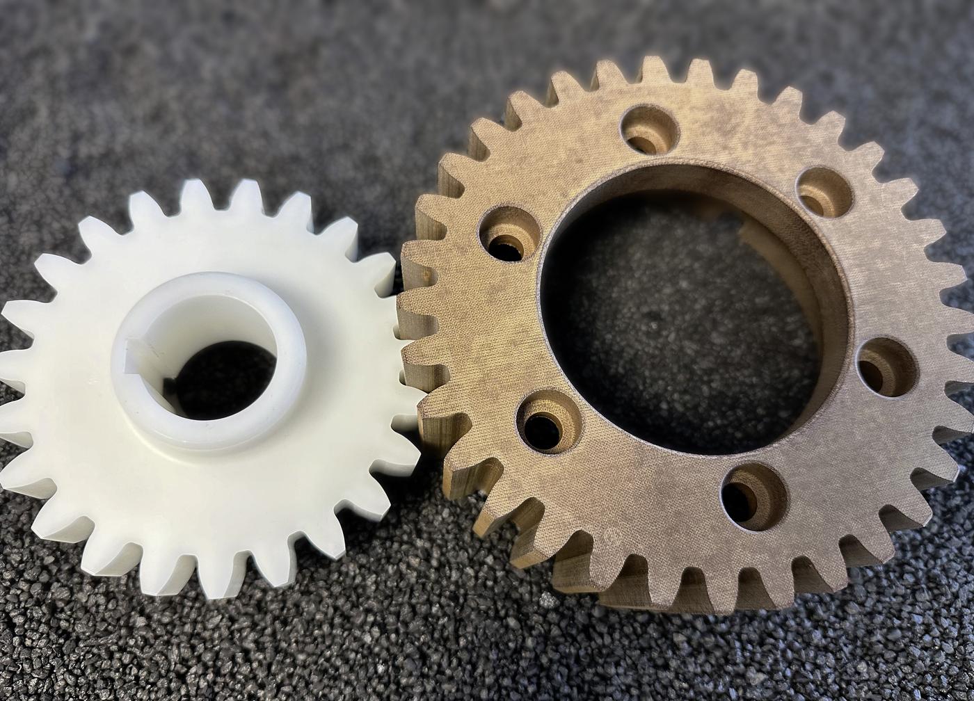 Sous-traitance de roues dentées Roues dentées en plastique et en métal fraisées en sous-traitance